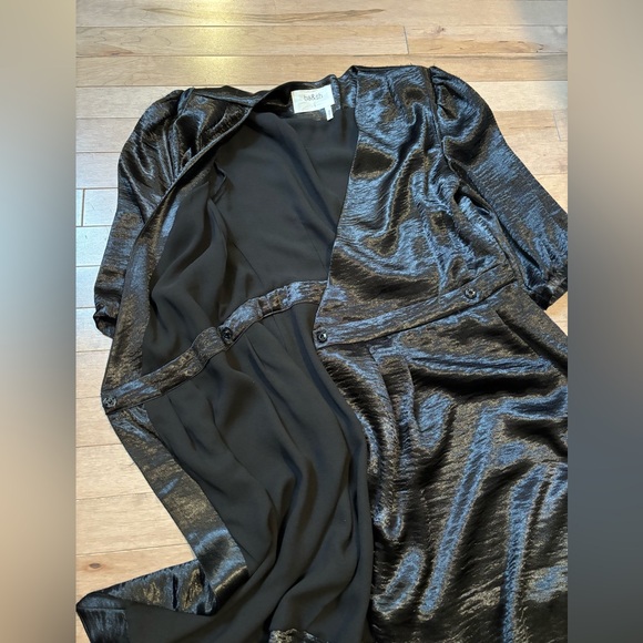 ba&sh “cami” V-Neck 3/4 Sleeve Crossover textured Satin Dress - Picture 3 of 16